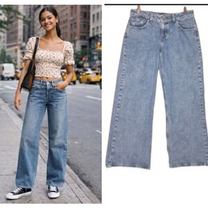 Levis Women's Size 31 Blue Medium Wash Superlow Loose Wide Leg Jeans Low Rise